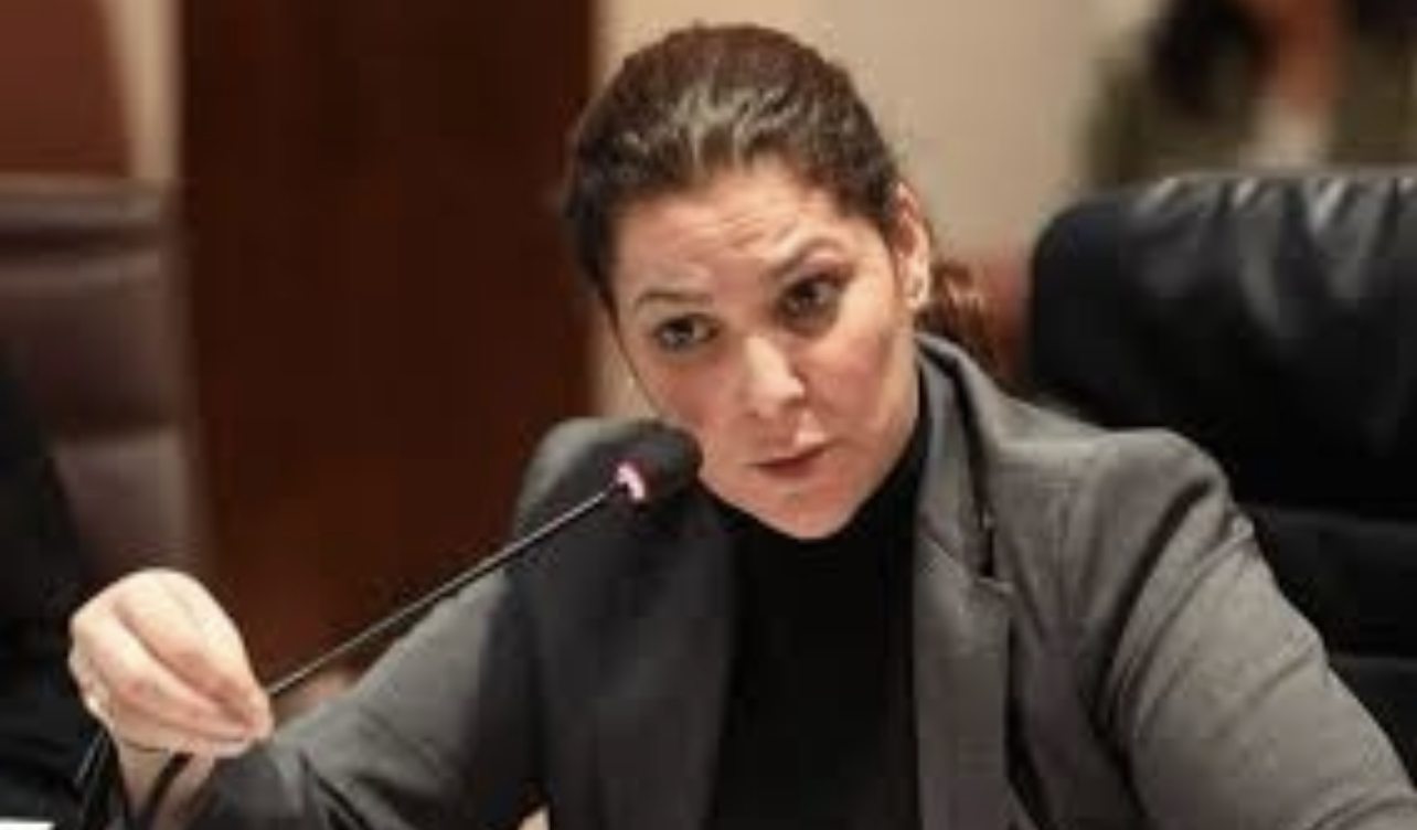 5220A6C4-C179-4293-8AFA-F742EB1AC3A8