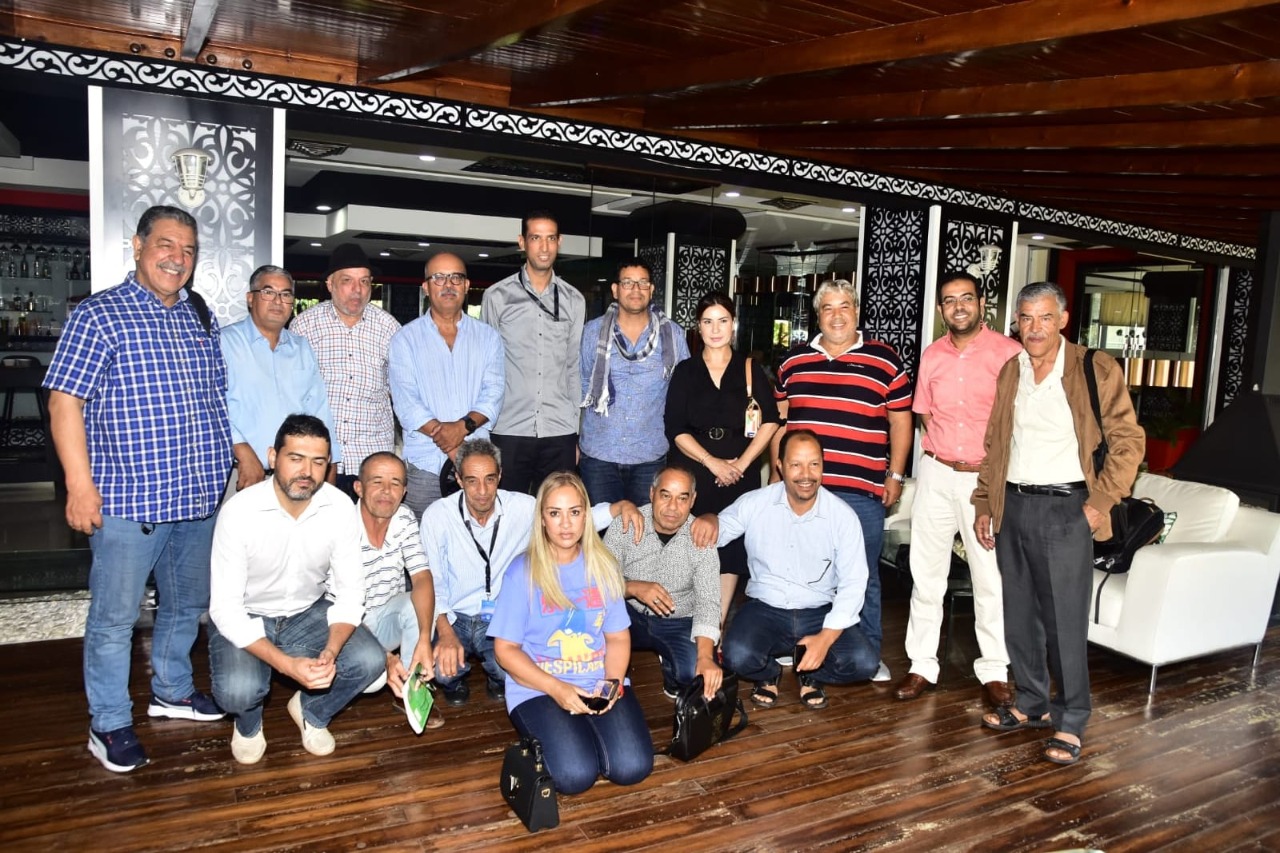 B2A4C753-CBD1-4540-96D0-28EAD98398EB