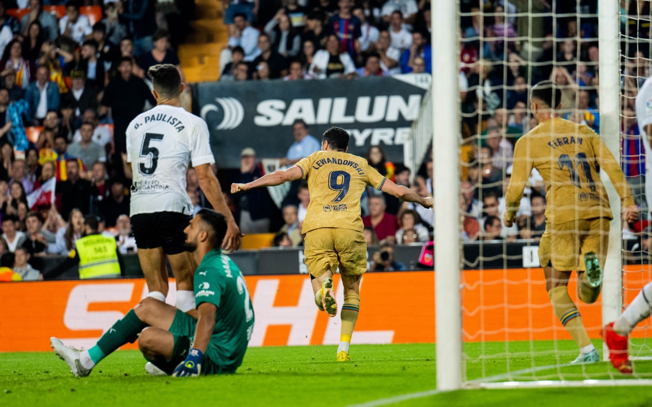 0B787493-2F08-45D7-9B7B-60DA83CBD290