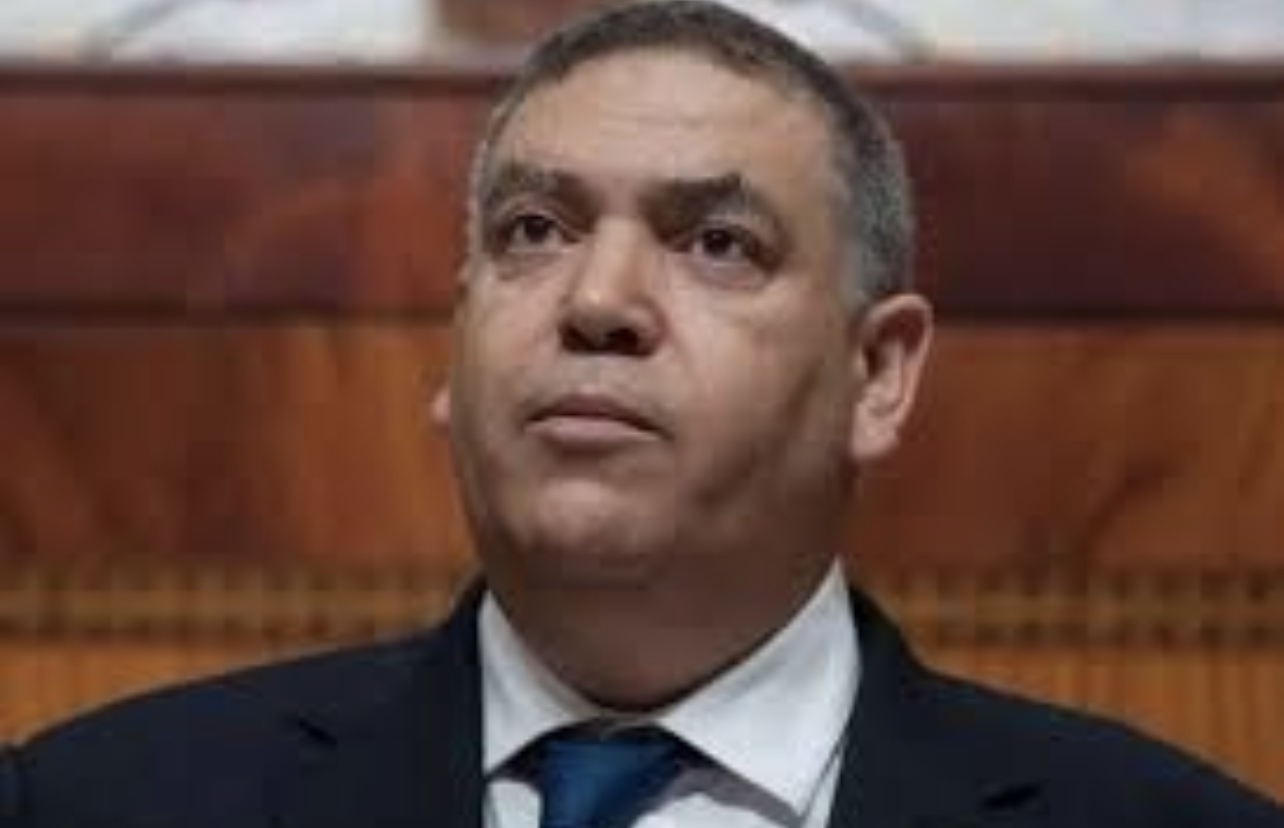 1C1E42F6-75E0-4975-9DE5-B8F8D2C74C9D