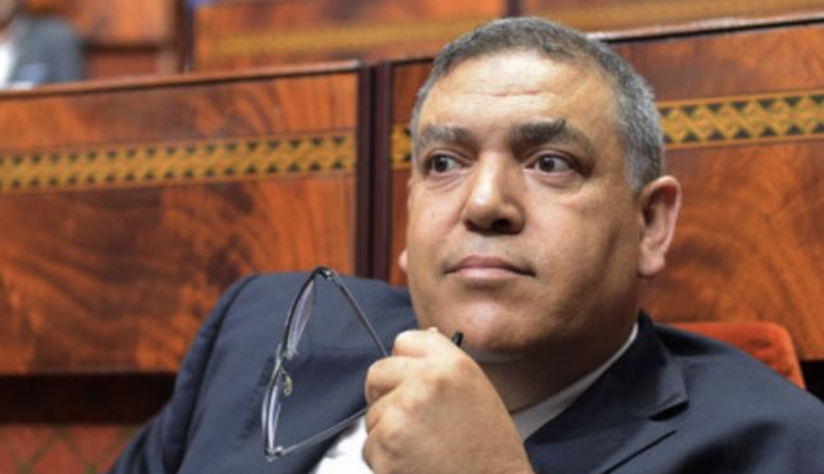 2D8B58B2-3D3F-4126-81ED-3091A0981BB7