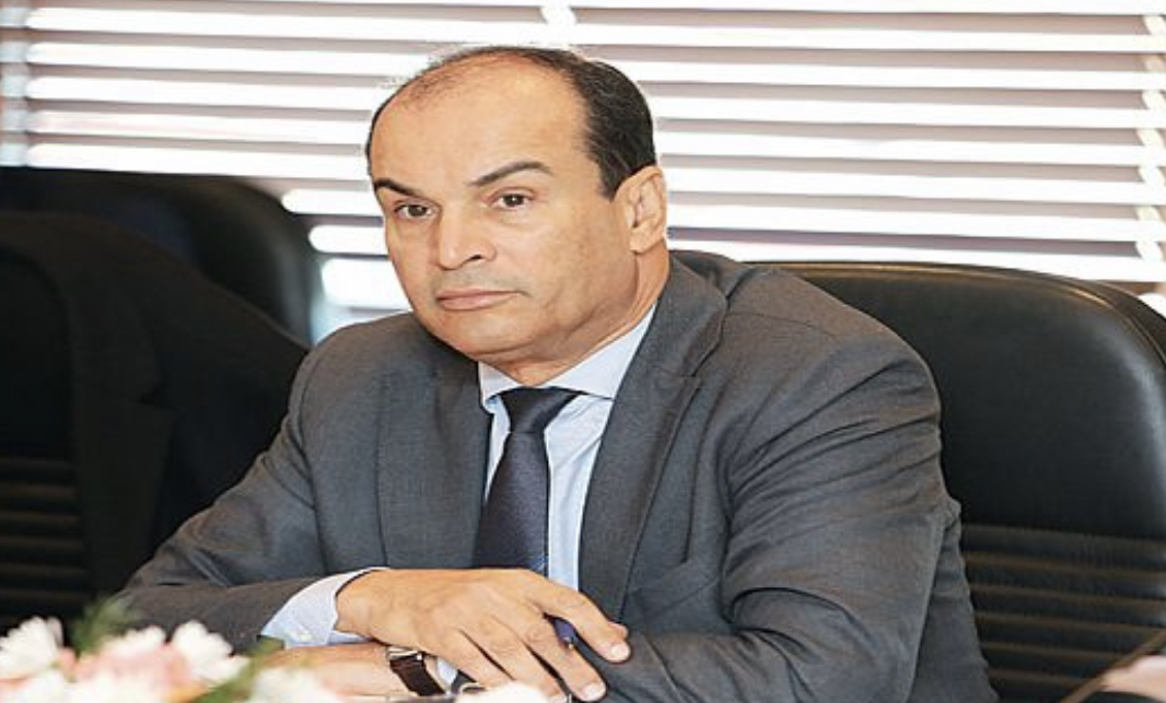 E0448121-D10F-4052-94DF-66353C6E5E16