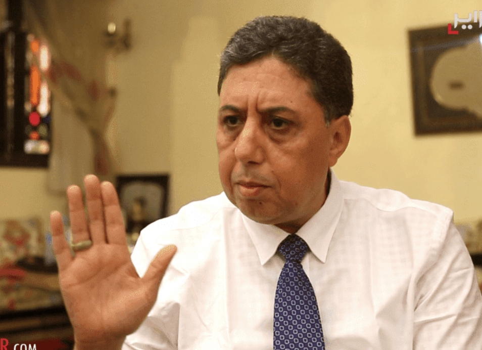 E9216B45-323B-4F81-AC77-742F4C22EE1A